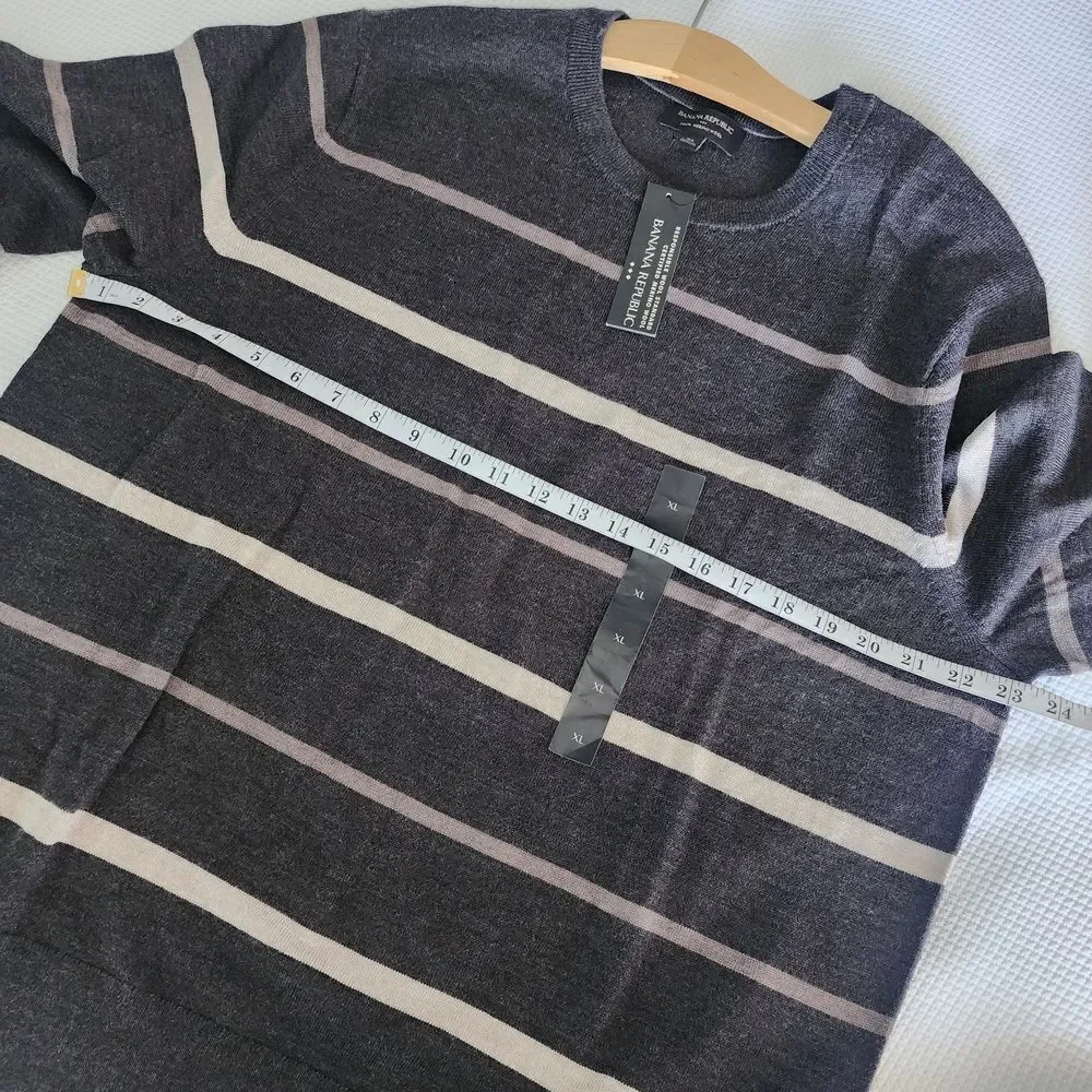 Banana Republic Men's Crewneck Sweater Wool- Dark Brown and Light Beige Stripes